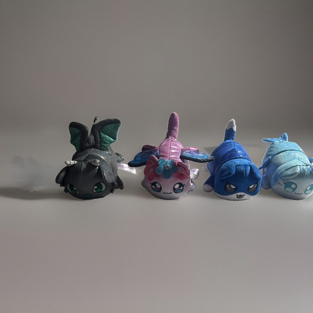 Aphmau MeeMeows Photoed Lot Of 4 Plush Cats
